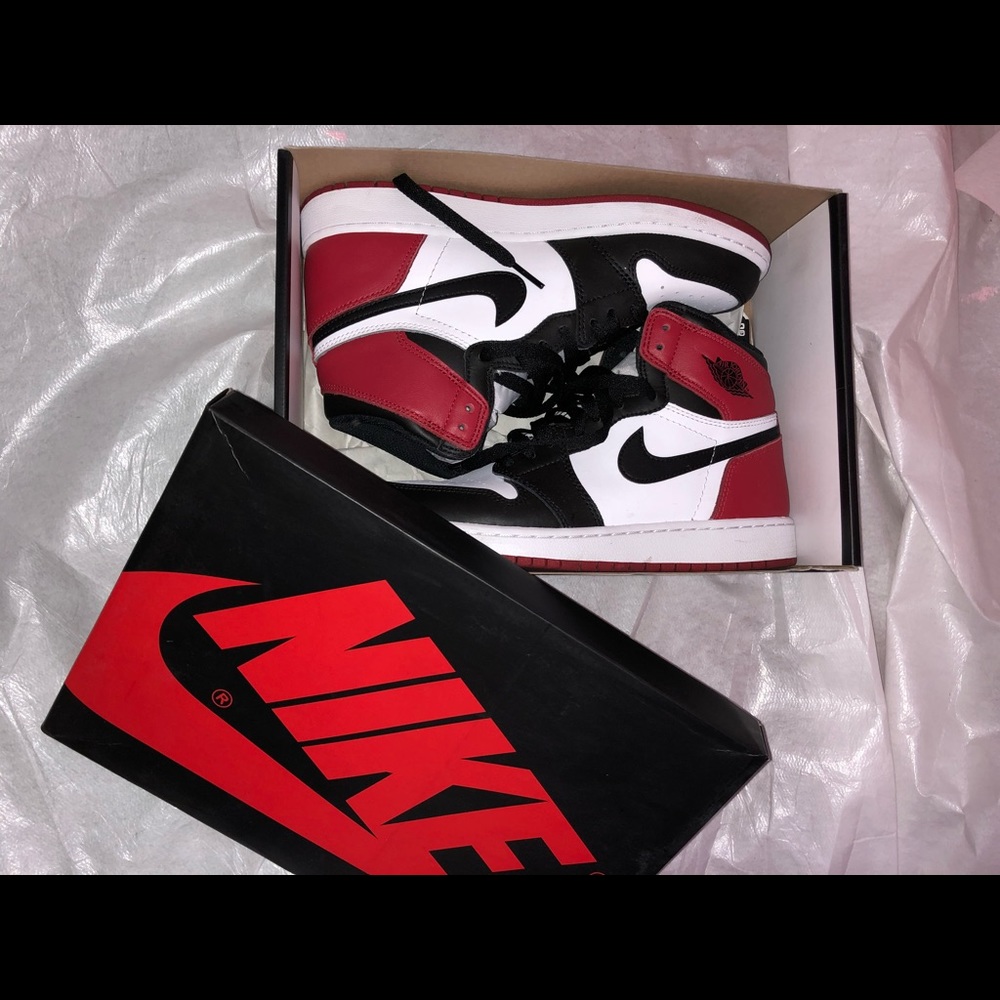 Jordan 1 Retro Black toe